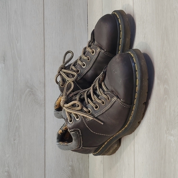 Dr.Martens Mens Y2K 8C47 Chunky Tractor Platform booties shoes sz 11 - Picture 1 of 13